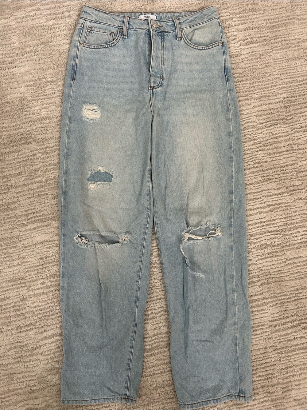 Forever 21 Light Blue Distressed Straight Jeans